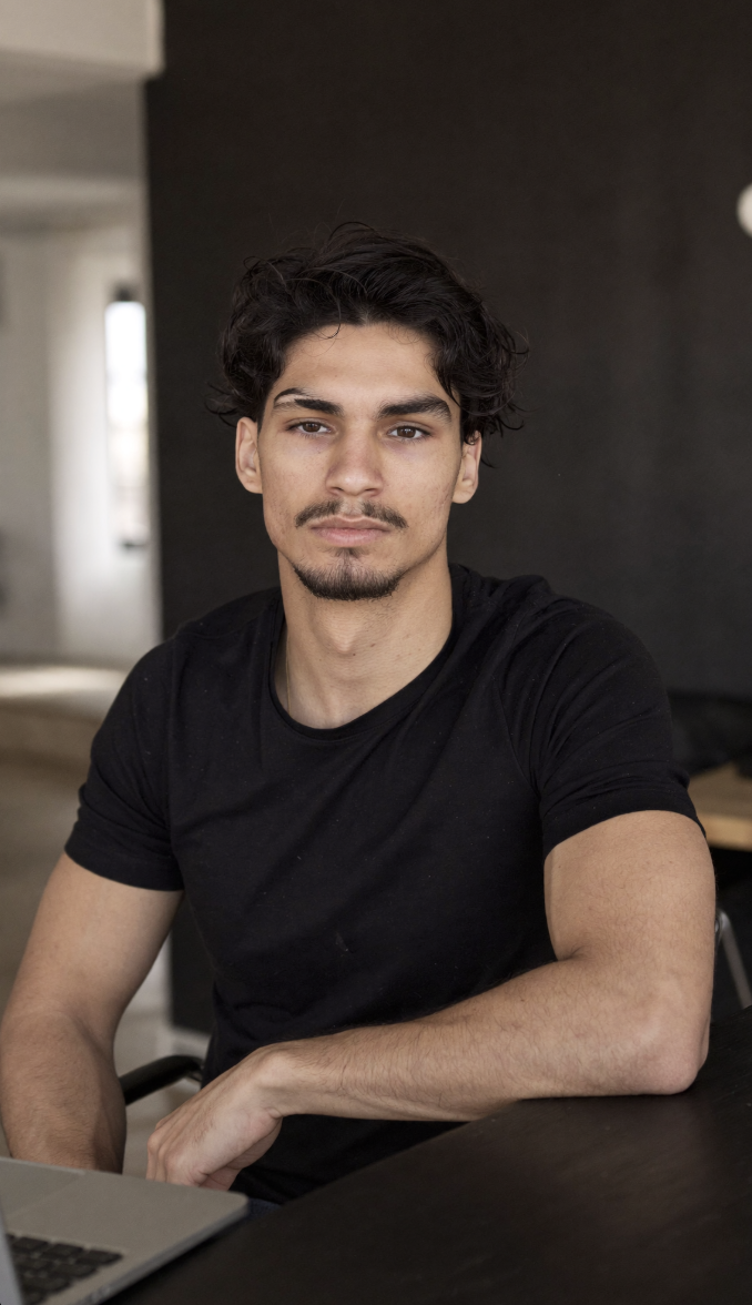 Sten, Gaating founder